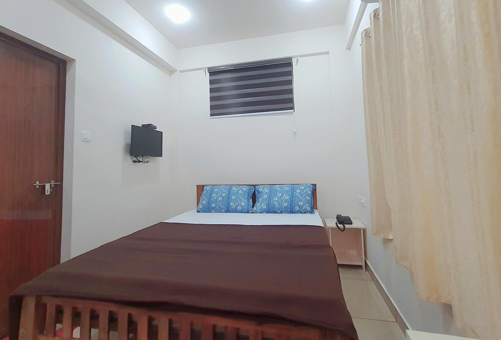 Uthram Residency Villa Kochi Exterior photo
