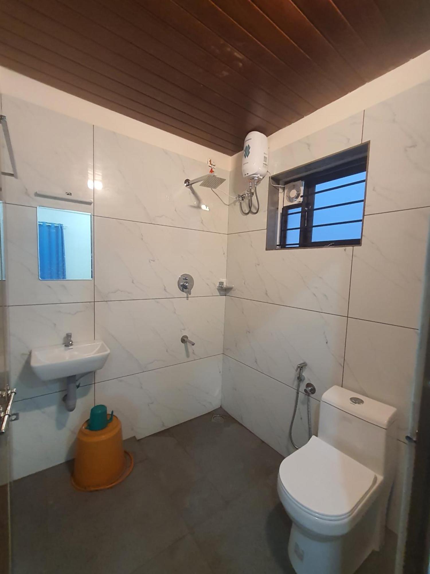 Uthram Residency Villa Kochi Exterior photo